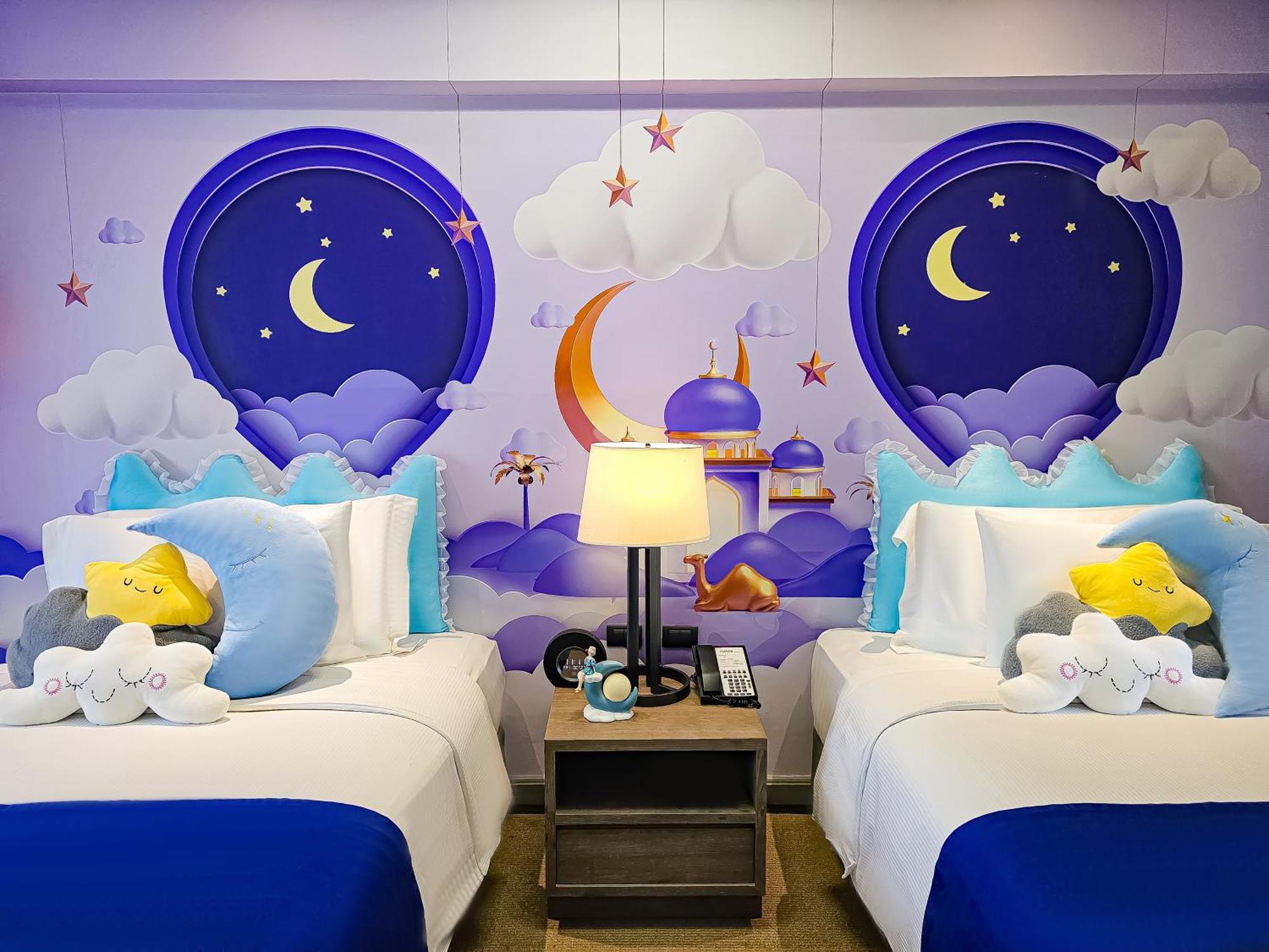 Avani Pattaya Resort Eksteriør billede A room at the DreamWorks Hotel